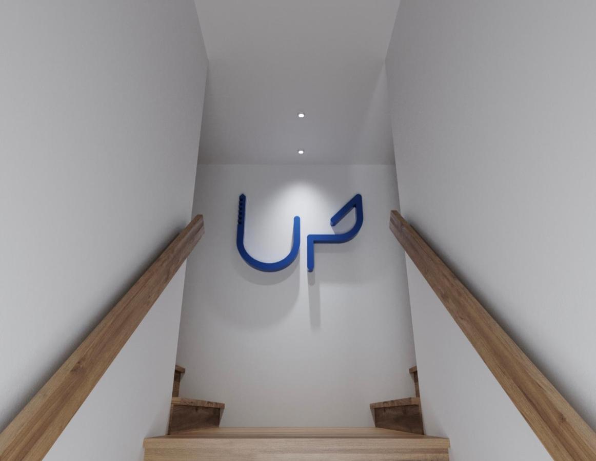Up Tree Nature Rooms 阿威罗 外观 照片