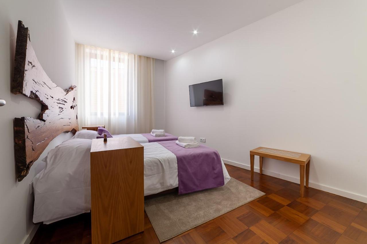Up Tree Nature Rooms 阿威罗 外观 照片