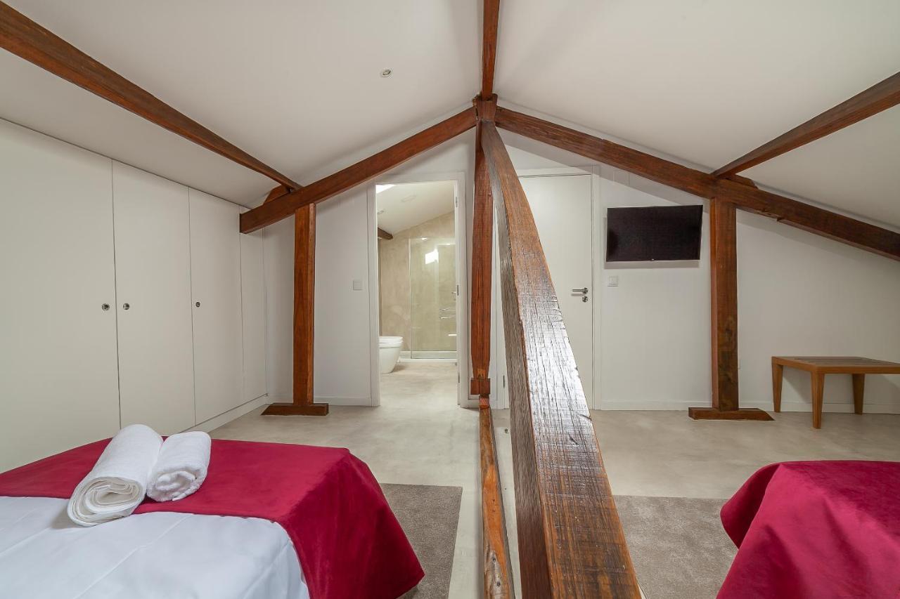 Up Tree Nature Rooms 阿威罗 外观 照片